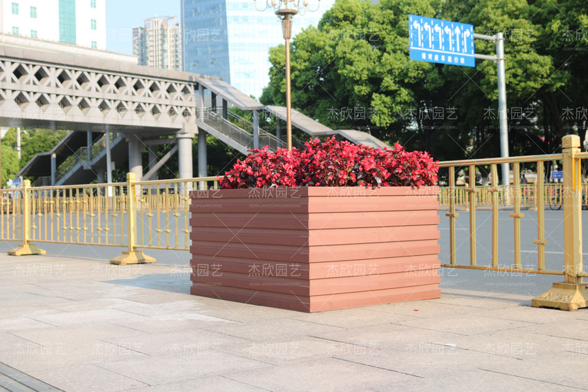 室外花箱和室內(nèi)花箱有什么區(qū)別？