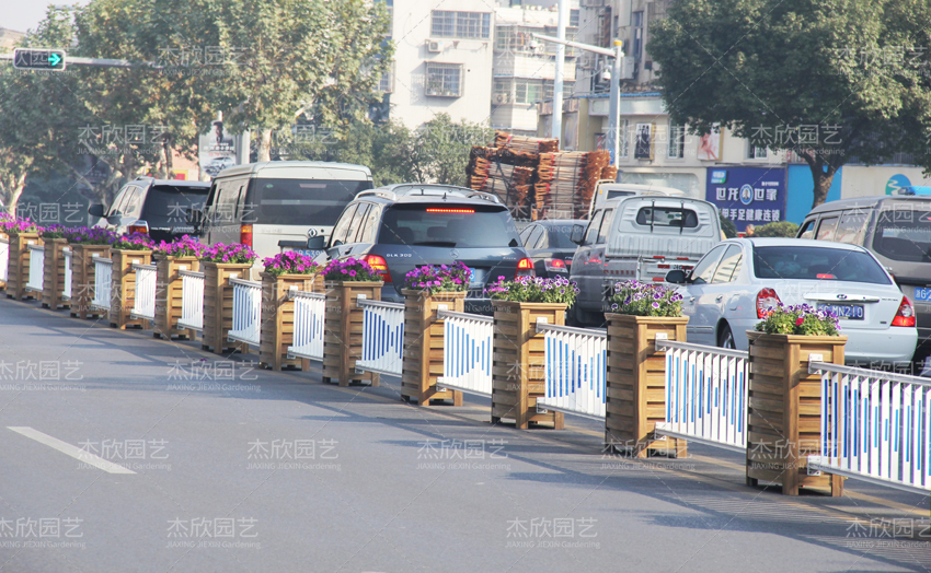 鋁合金花箱價(jià)格及規(guī)格是多少？